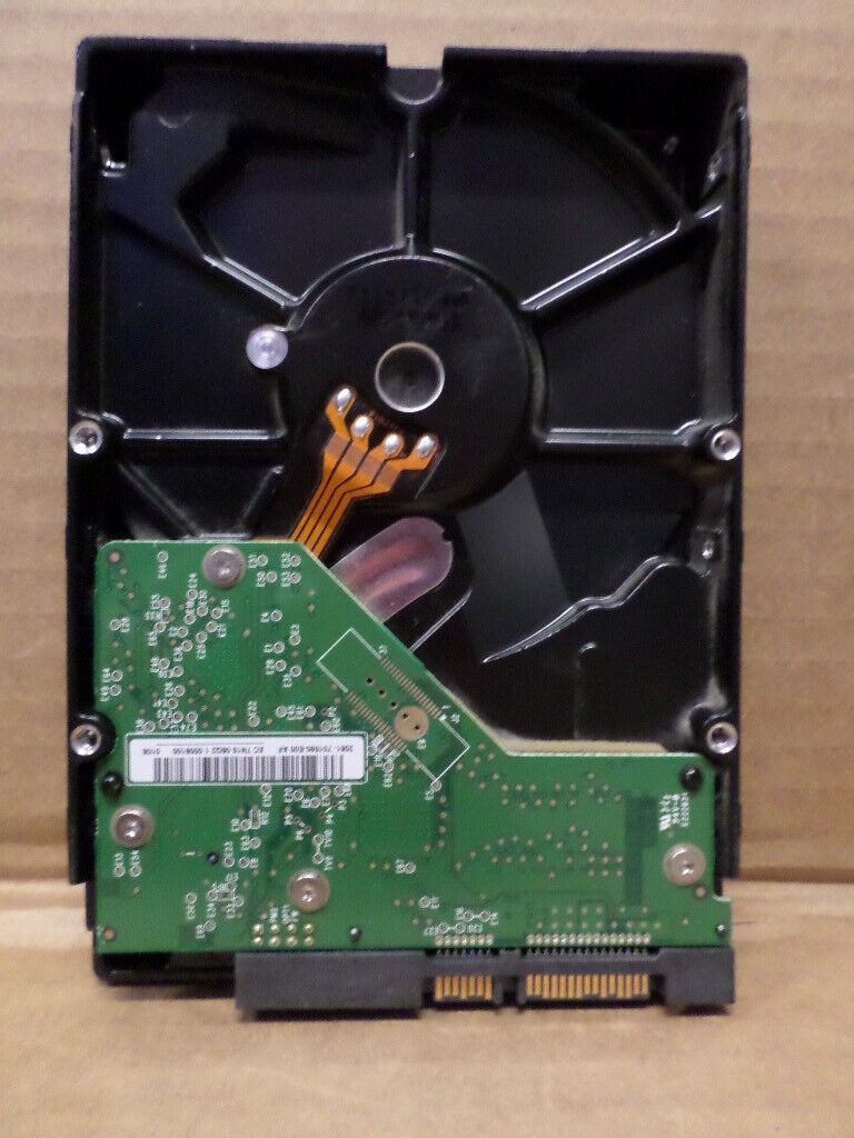 Western Digital WD2500AAJS 250GB 7.2K 3Gb/s 8MB 3.5" SATA Hard Drive