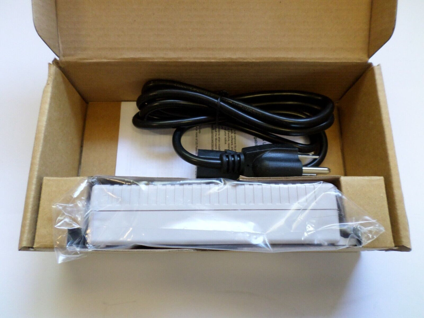 Microsemi PowerDsine 3501 Gigabit PoE Injector IEEE 802.3af PD-3501G/AC New!