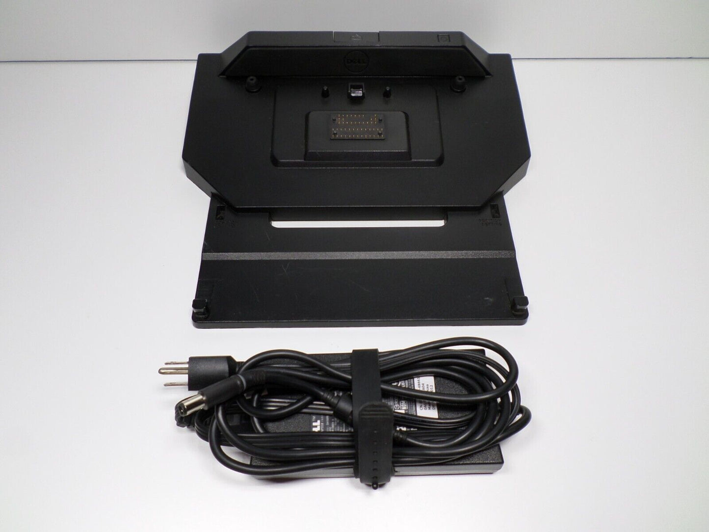 DELL Latitude K13A K13A002 USB Ethernet Docking Station + 130W Power Supply