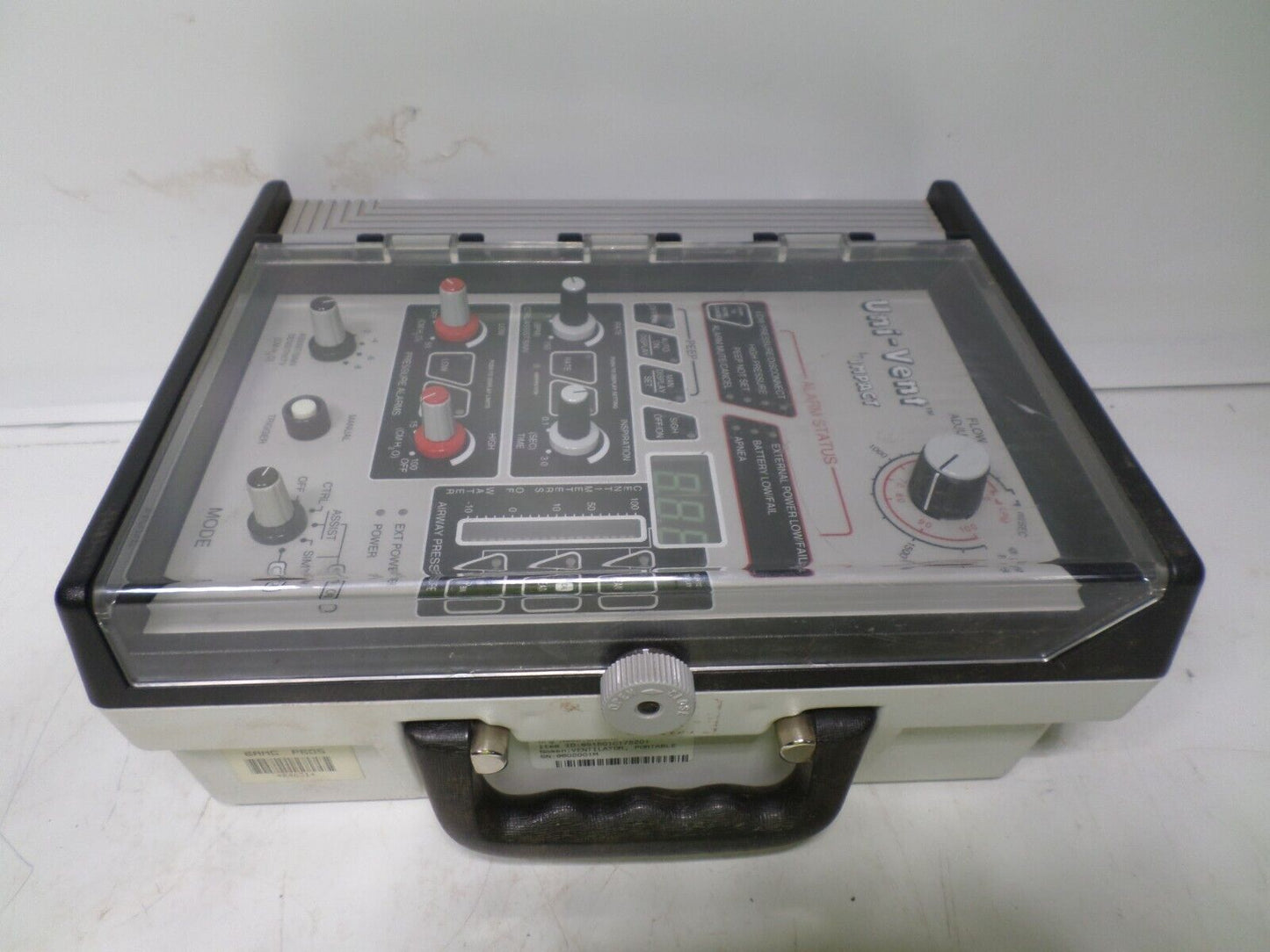 Impact EAGLE Uni-Vent Model 750 PORTABLE VENTILATOR