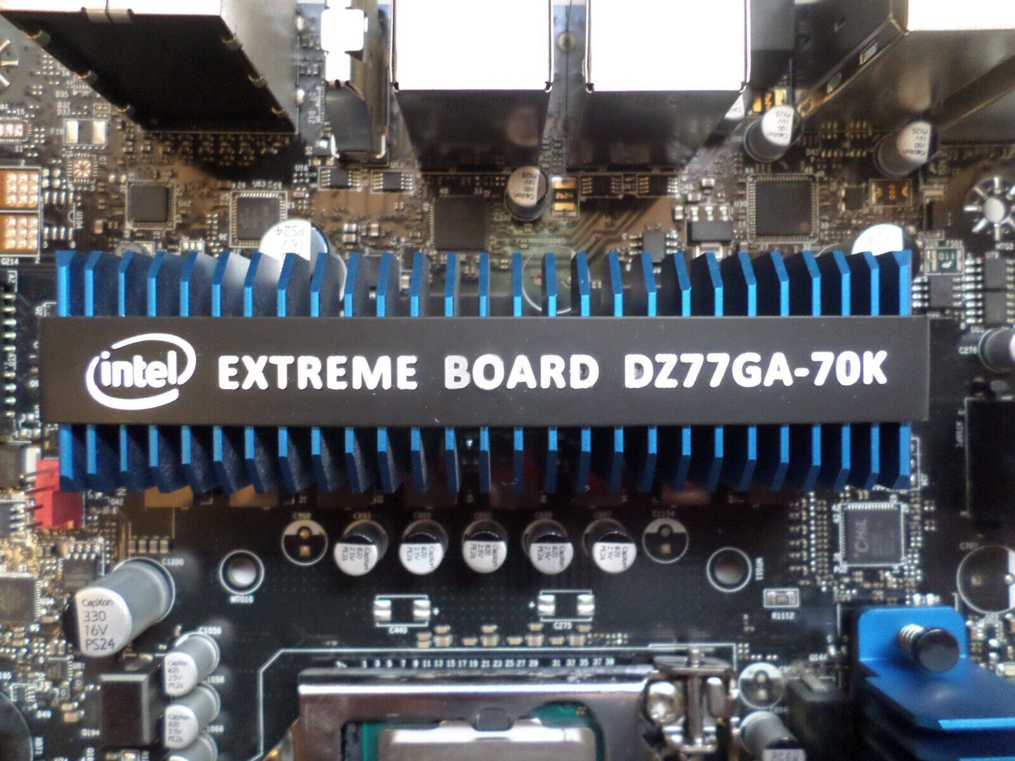 INTEL EXTREME DZ77GA-70K Intel ATX MOTHERBOARD With 8GB Ram/i3 CPU, I/O Plate
