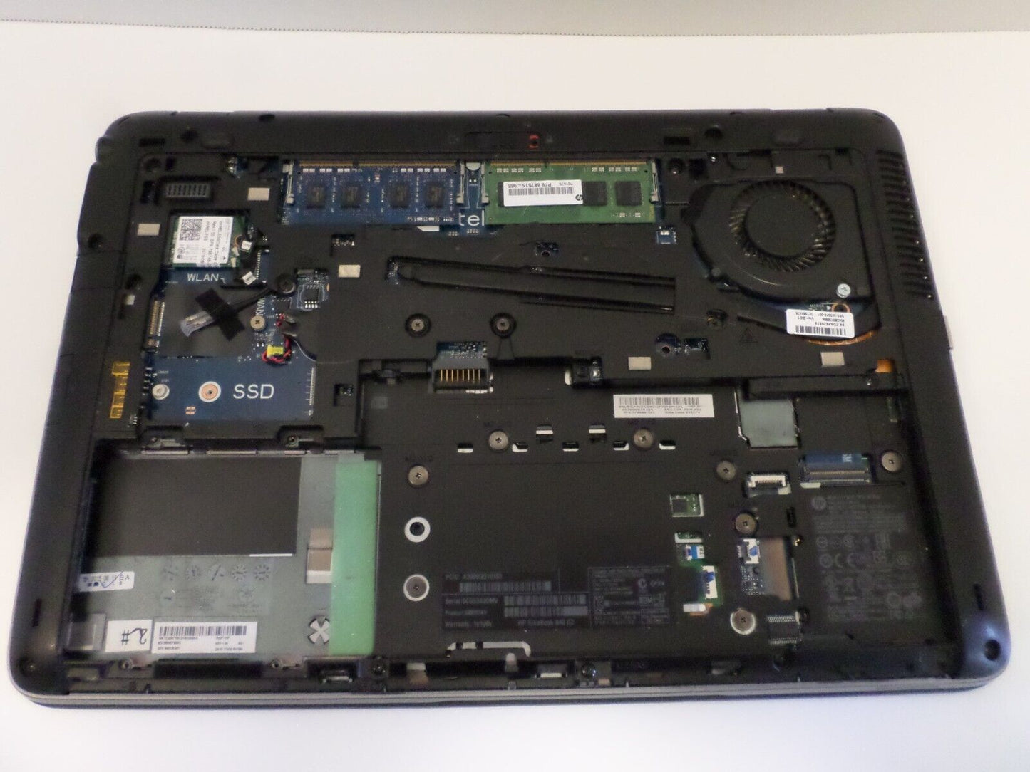 HP Elitebook 840 G2 i5-5200U 2.2GHz 8GB RAM No Battery/No HDD