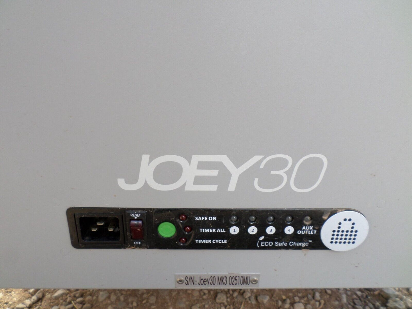 LocknCharge Joey 30 Universal Charging Cart for Tablet/iPad/Chromebook