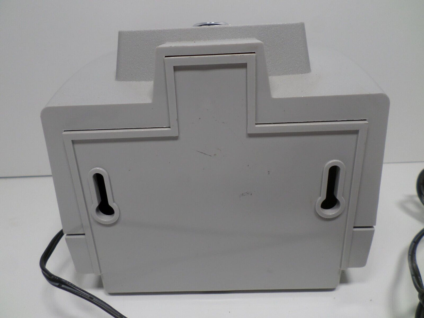 Pyramid 3500 Time Clock w/PwrCrd (PwrsOn) No Key - No Mounting Screws - USED