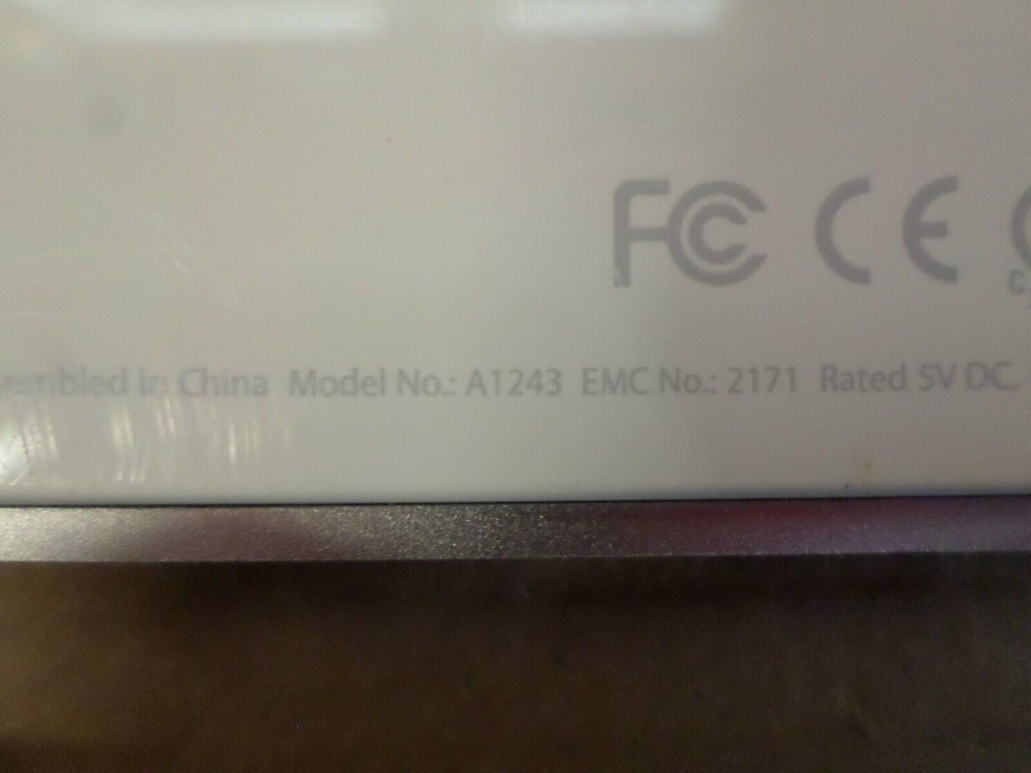 Apple A1243 USB Wired Standard Keypad - White - Tested!!