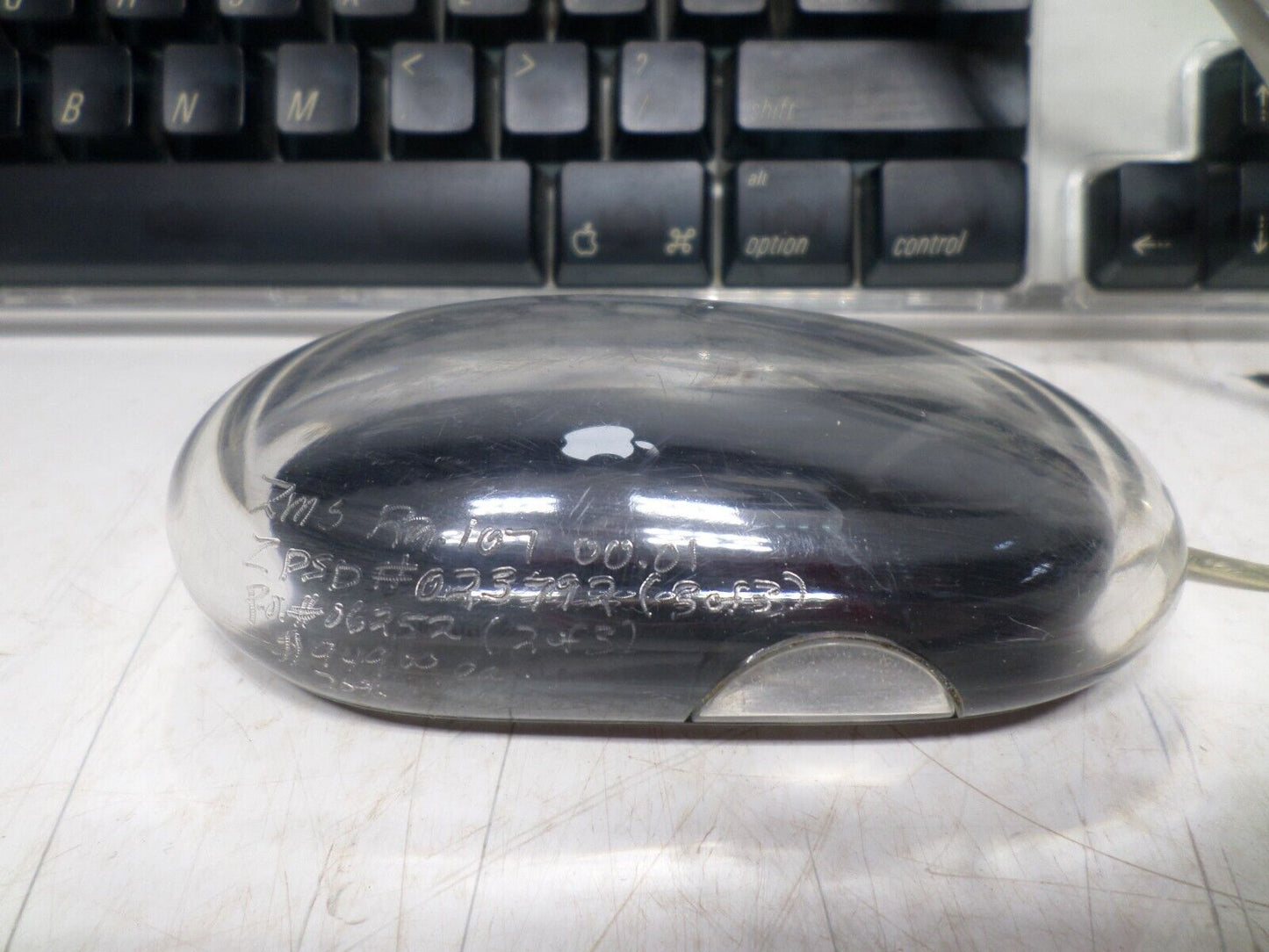 VINTAGE Apple Pro Keyboard Model M7803 Black Keys Clear Cover & Puck Mouse M4848