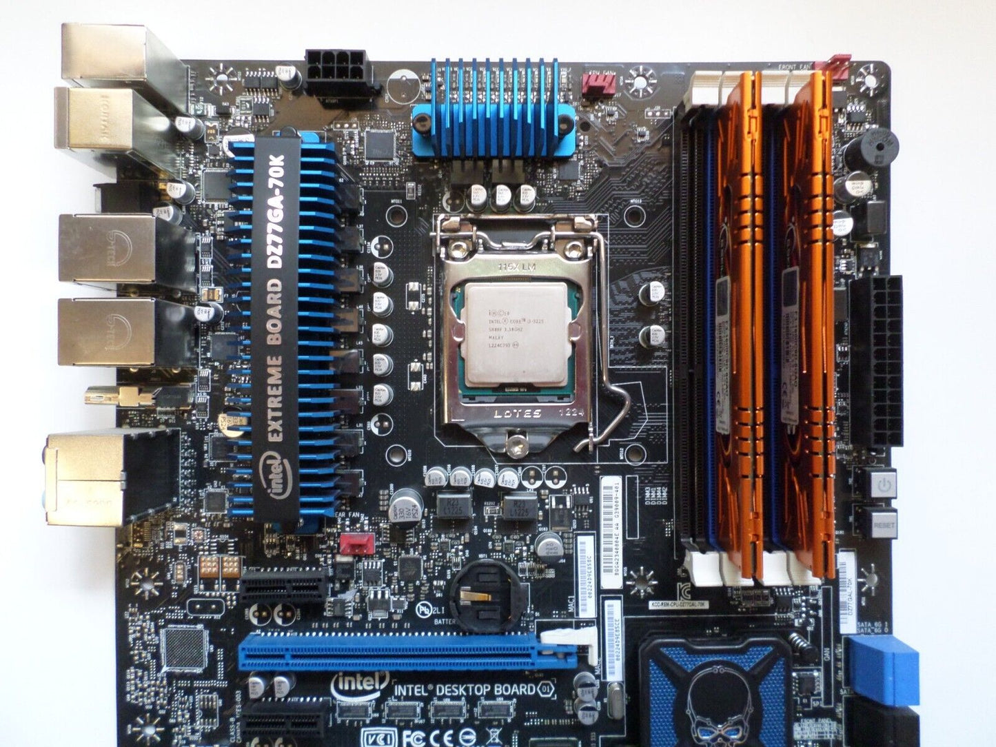 INTEL EXTREME DZ77GA-70K Intel ATX MOTHERBOARD With 8GB Ram/i3 CPU, I/O Plate