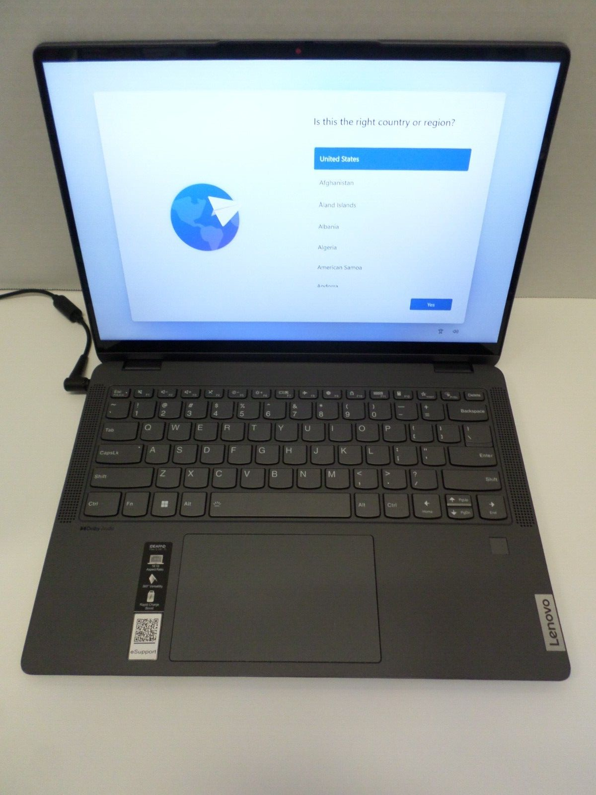 Lenovo IdeaPad Flex 5 14ALC7 2-in-1 14" Ryzen 5 5500U 2.1GHz 8GB 256 SSD