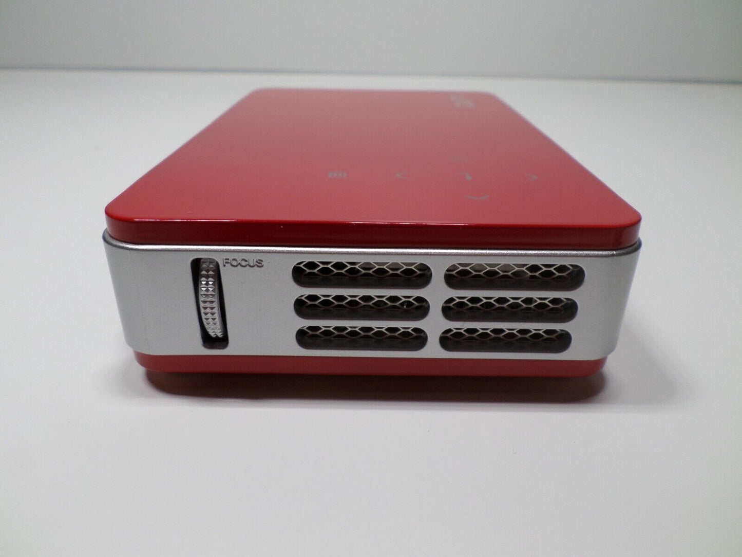 NEW Vivitek Q5-RD Red Qumi Projector | FAST Shipping!