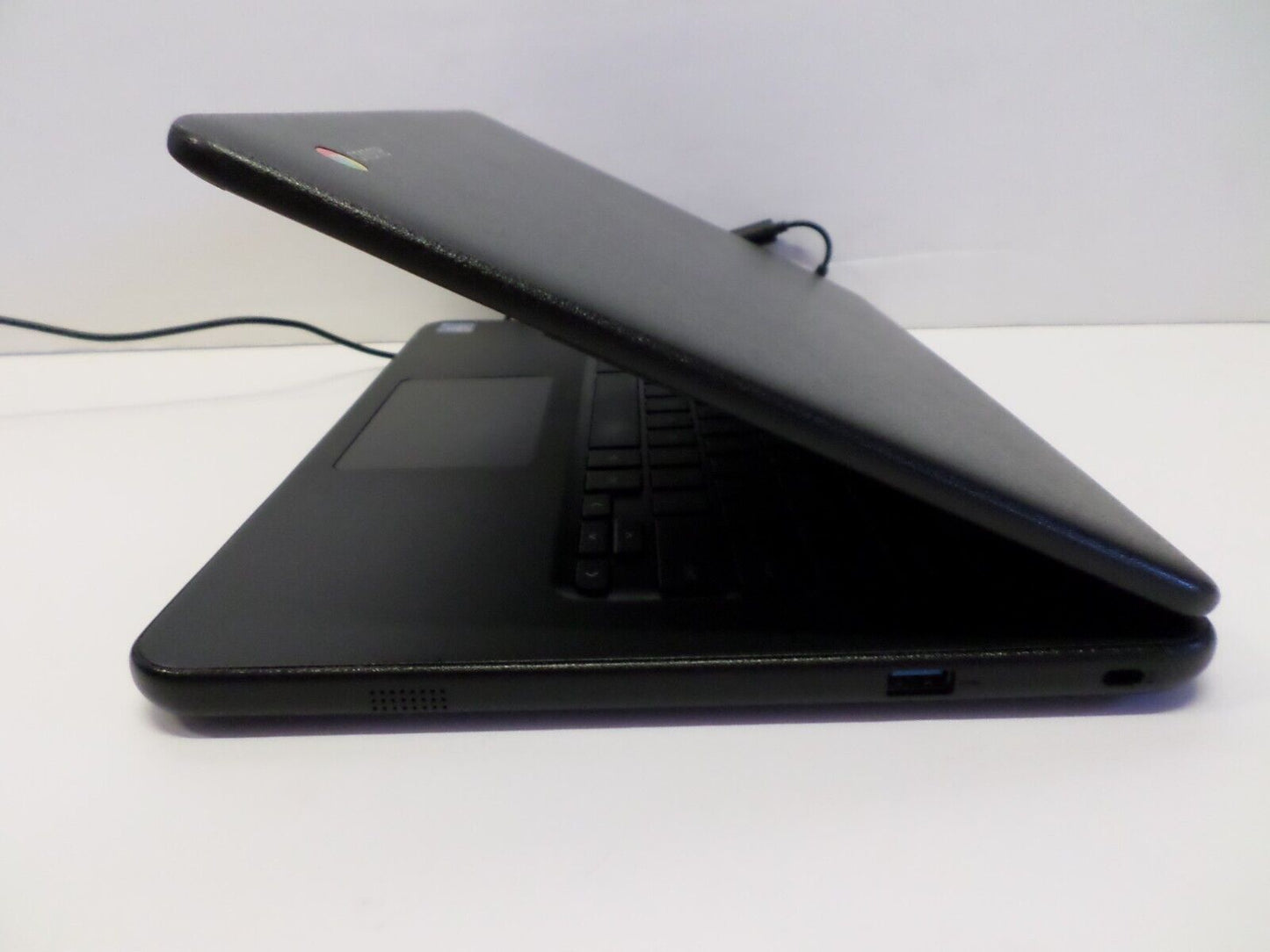Linux Mint Laptop Lenovo N42 14 in | 16GB SSD, 4GB RAM, 1.60GHz Intel, Wi-Fi, PC