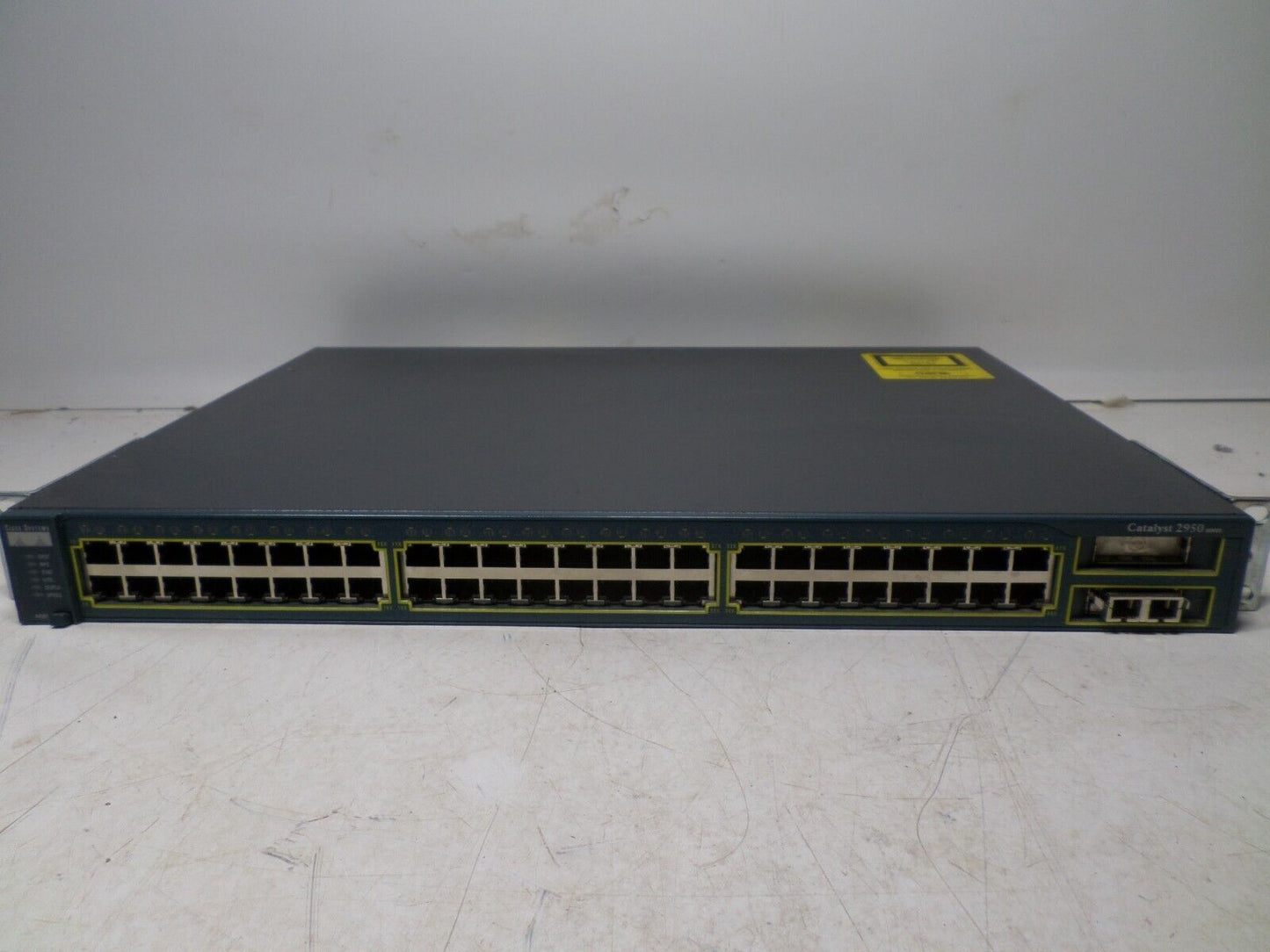Cisco Catalyst WSC2950G48EI 48Ports Rack-Mountable Switch Managed stackable