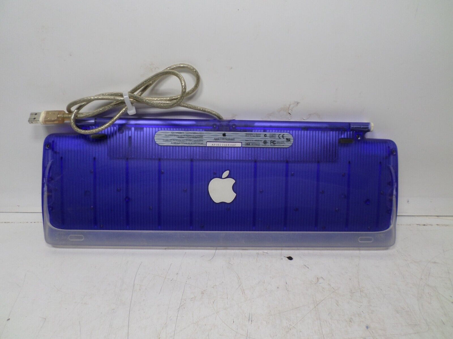 VINTAGE Apple M2452 Keyboard - Grape Purple