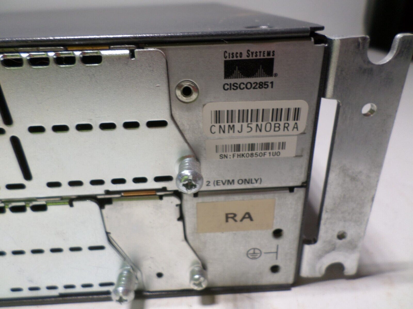 Cisco 2800 Series CISCO2851 TE-C31/K900-04-0400 Integrated Services Router