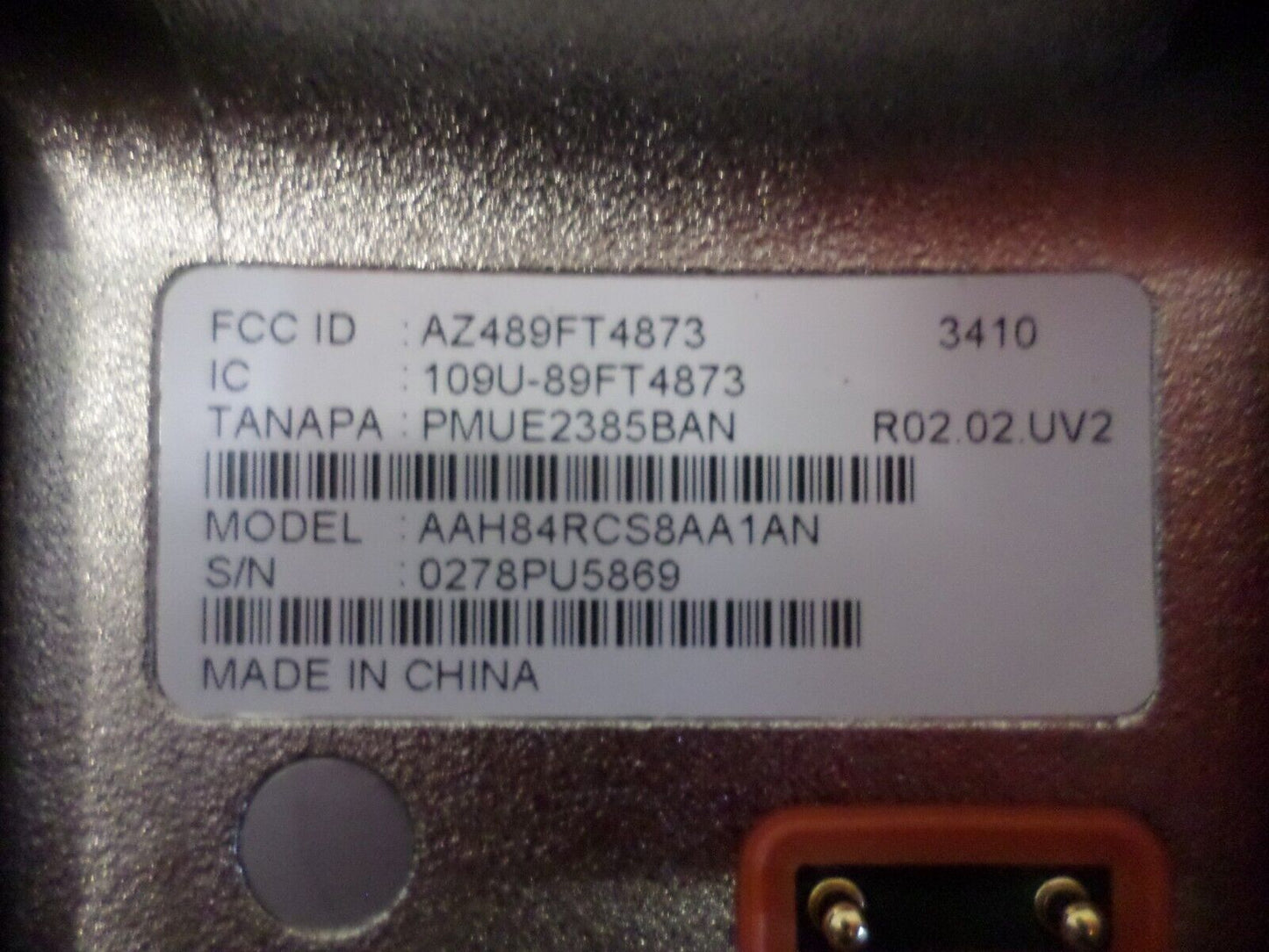 Motorola BPR40 MagOne 8CH, & DOCKING STATION & POWER CORD AAH84RCS8AA1AN