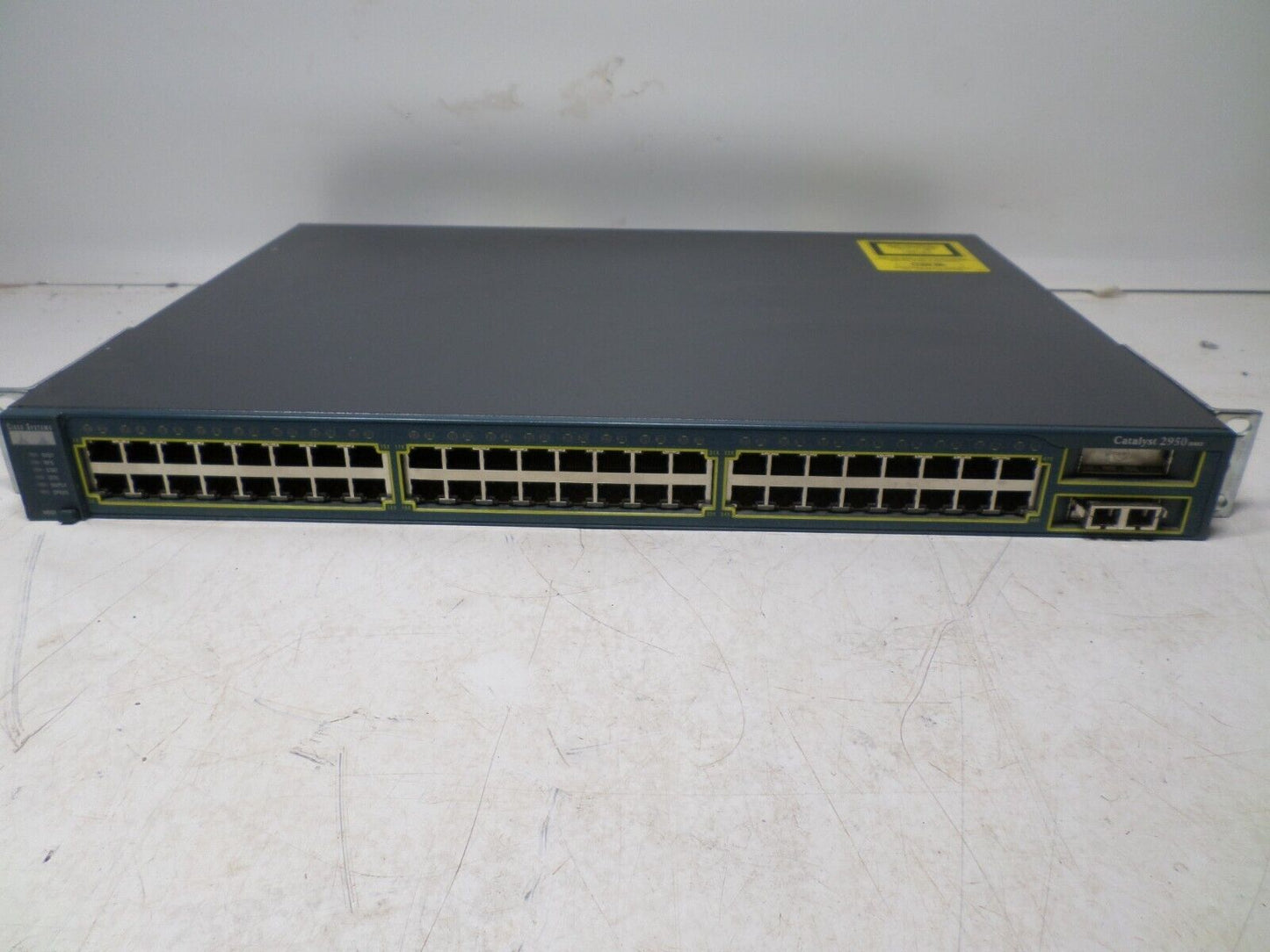 Cisco Catalyst WSC2950G48EI 48Ports Rack-Mountable Switch Managed stackable