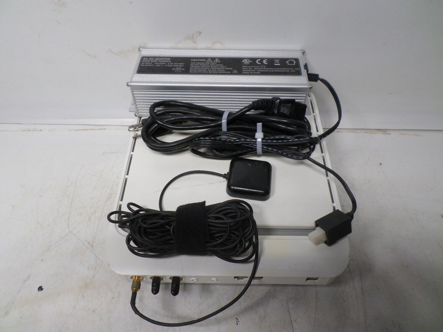 Samsung Verizon 4G LTE Network Extender Enterprise SLS-BU102