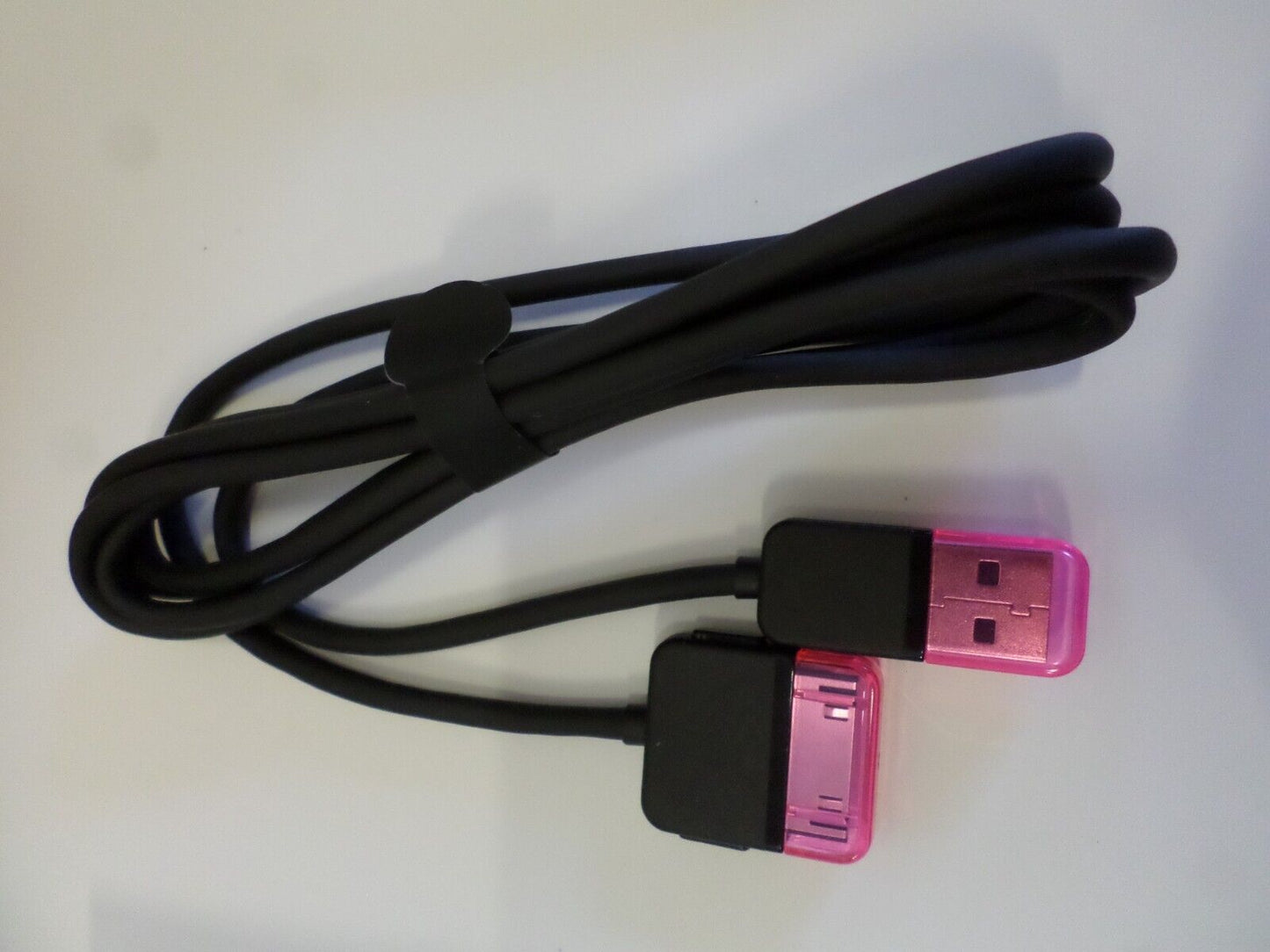 Lot of 5-Microsoft Zune Red 8GB Music Video MP3 Player, Need New Batteries