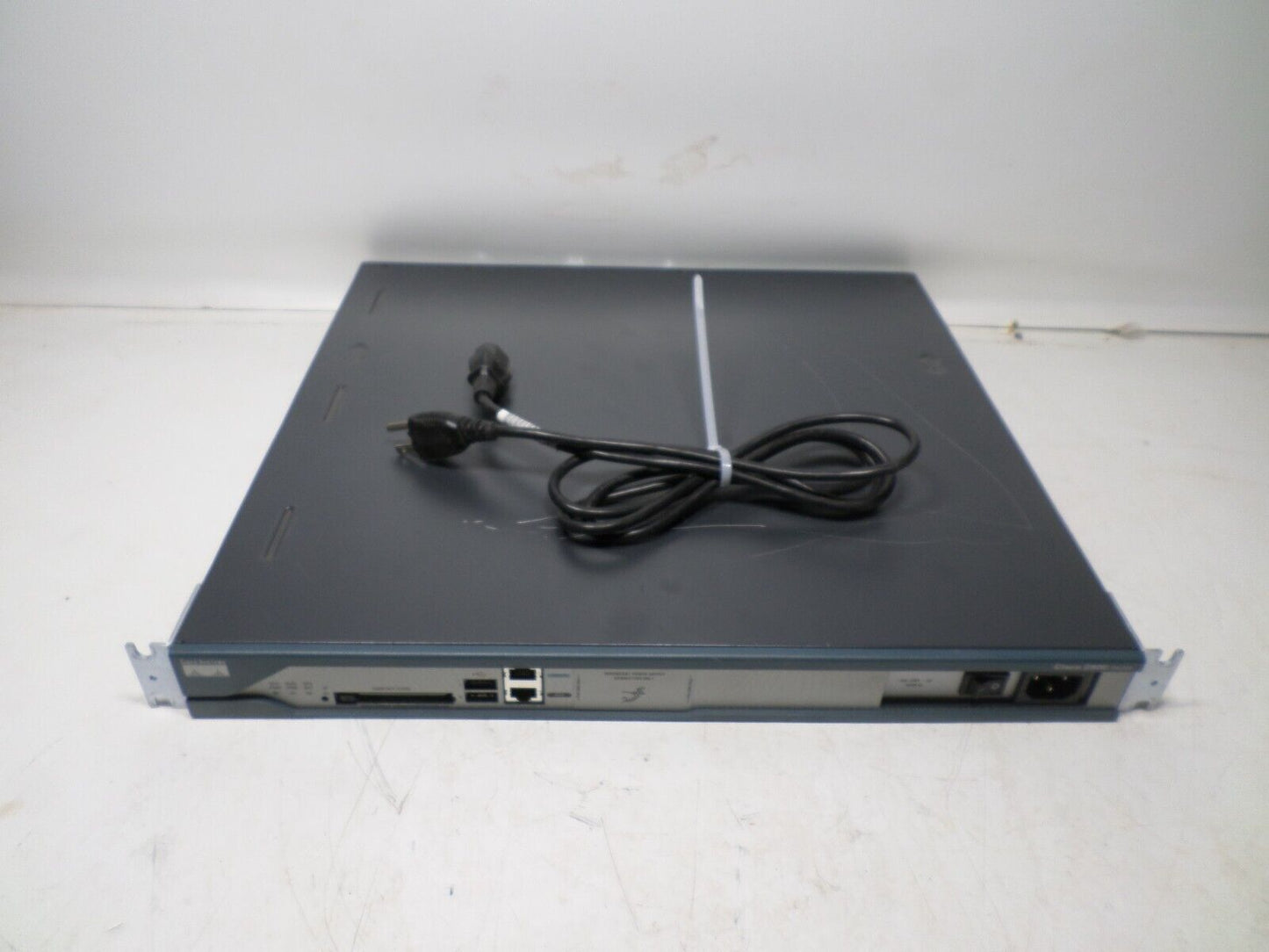 CISCO 2800 Series2811 Integrated Services Router W/FE WITH EARs