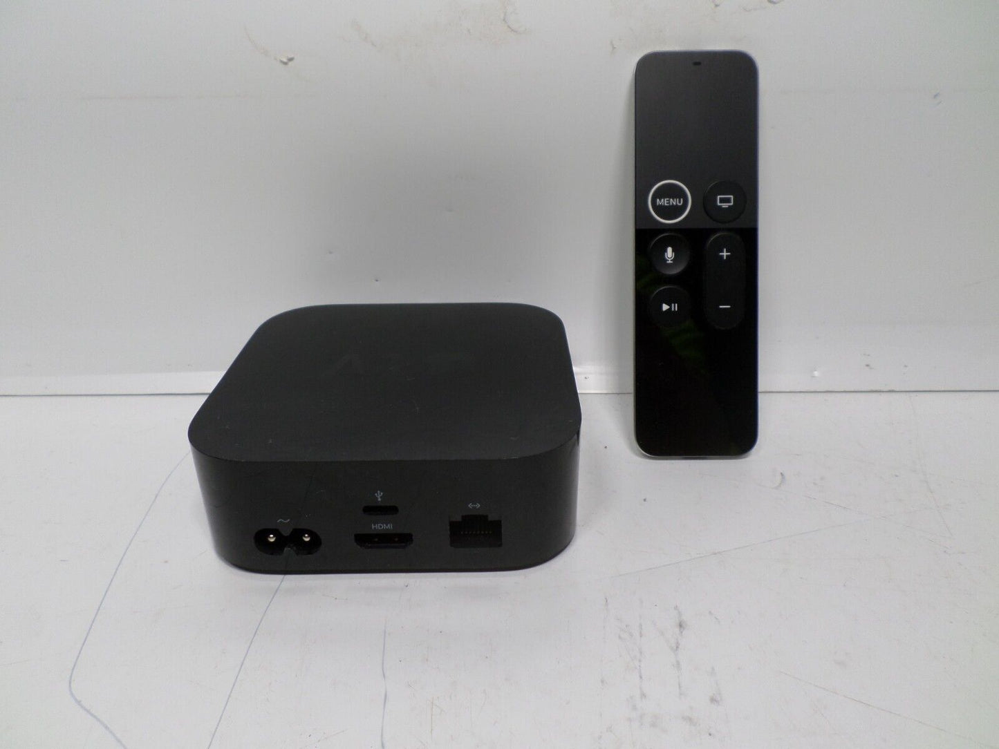 Apple TV (4th Generation) HD Media Streamer -- A1625 -- Fully Functional!