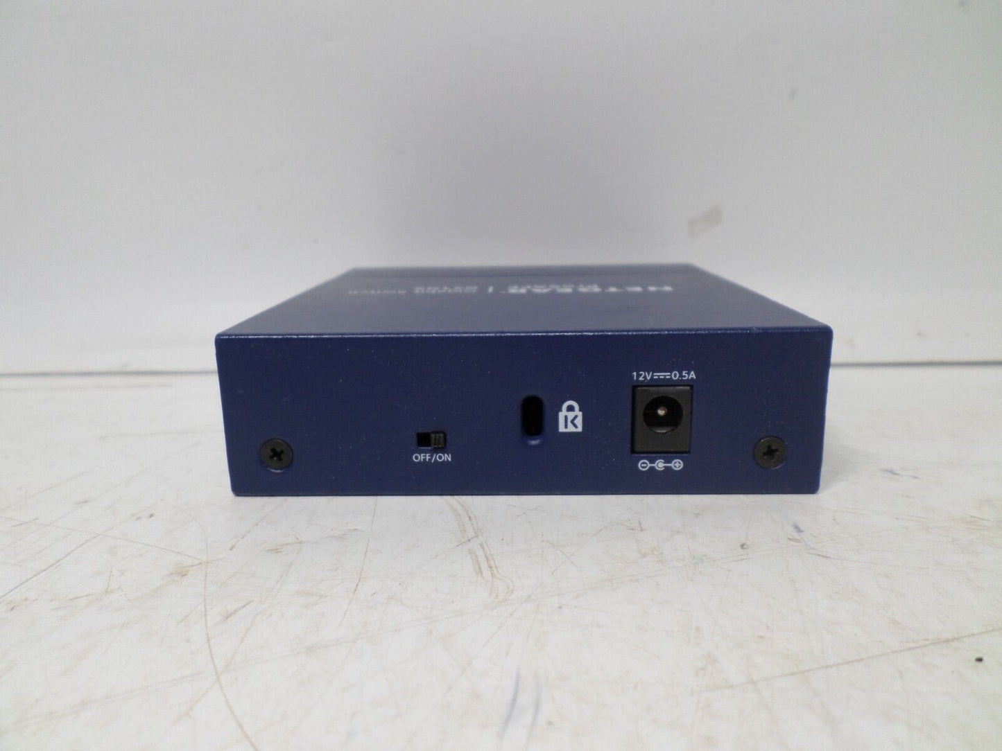 NET GEAR ProSafe GS105 v5 5-Port GIGABIT Ethernet SWITCH + POWER ADAPTER