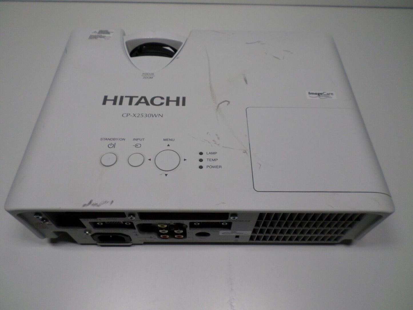Hitachi CP-X2530WN 3LCD 2700 Lumens Projector between 200-550 Lamp Hours TESTED