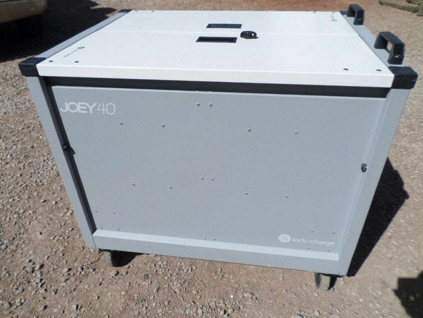 LocknCharge Joey 40 Charging Cart for Tablet/iPad/Chromebook