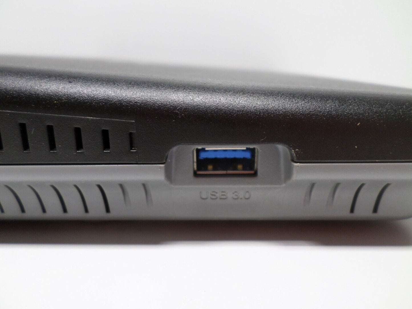 USED Luxul Epic 3 Dual Band Wireless Gigabit Router (XWR-3150)