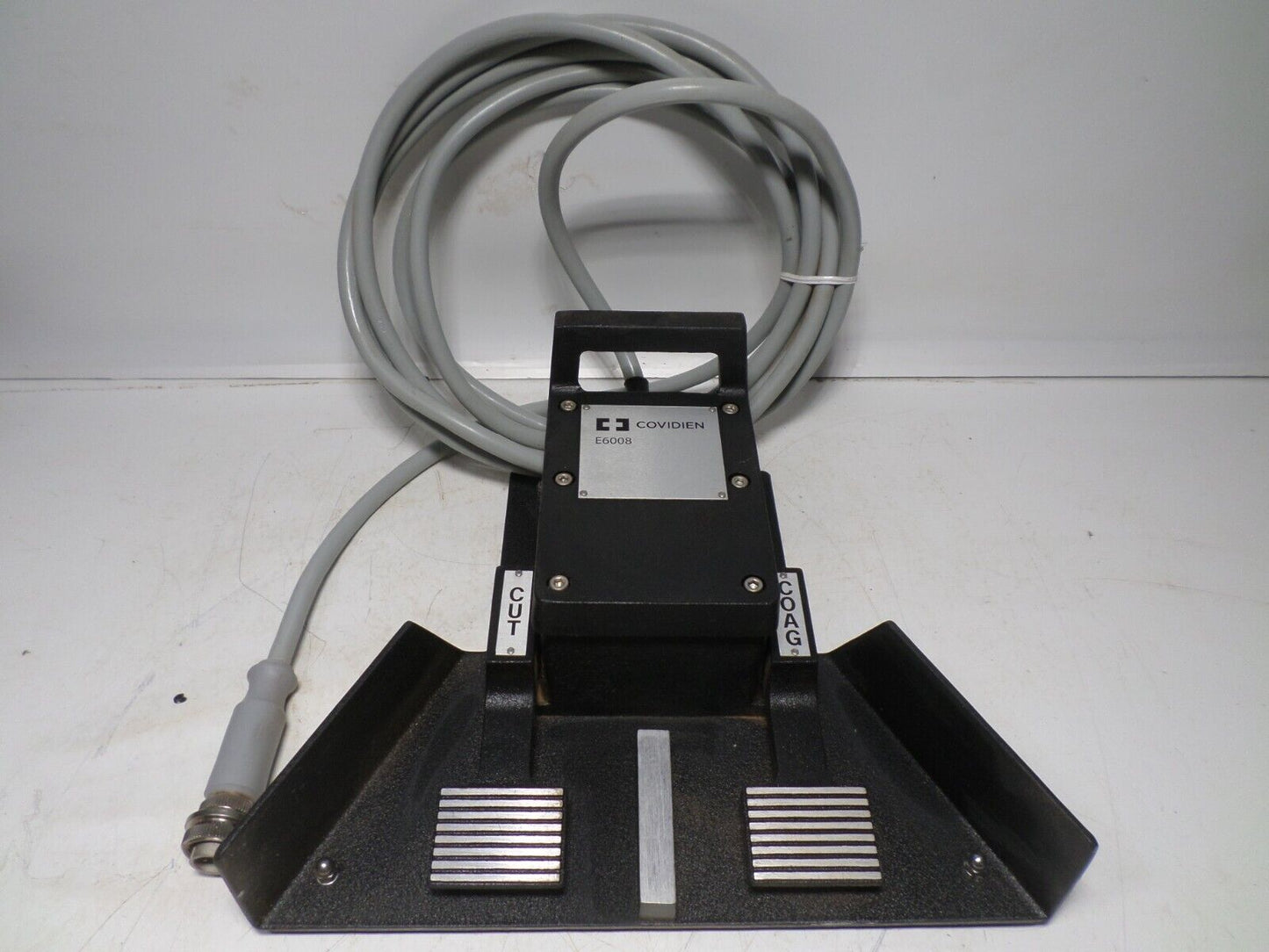 COVIDIEN Valleylab E6008 Foot Pedal with Cable