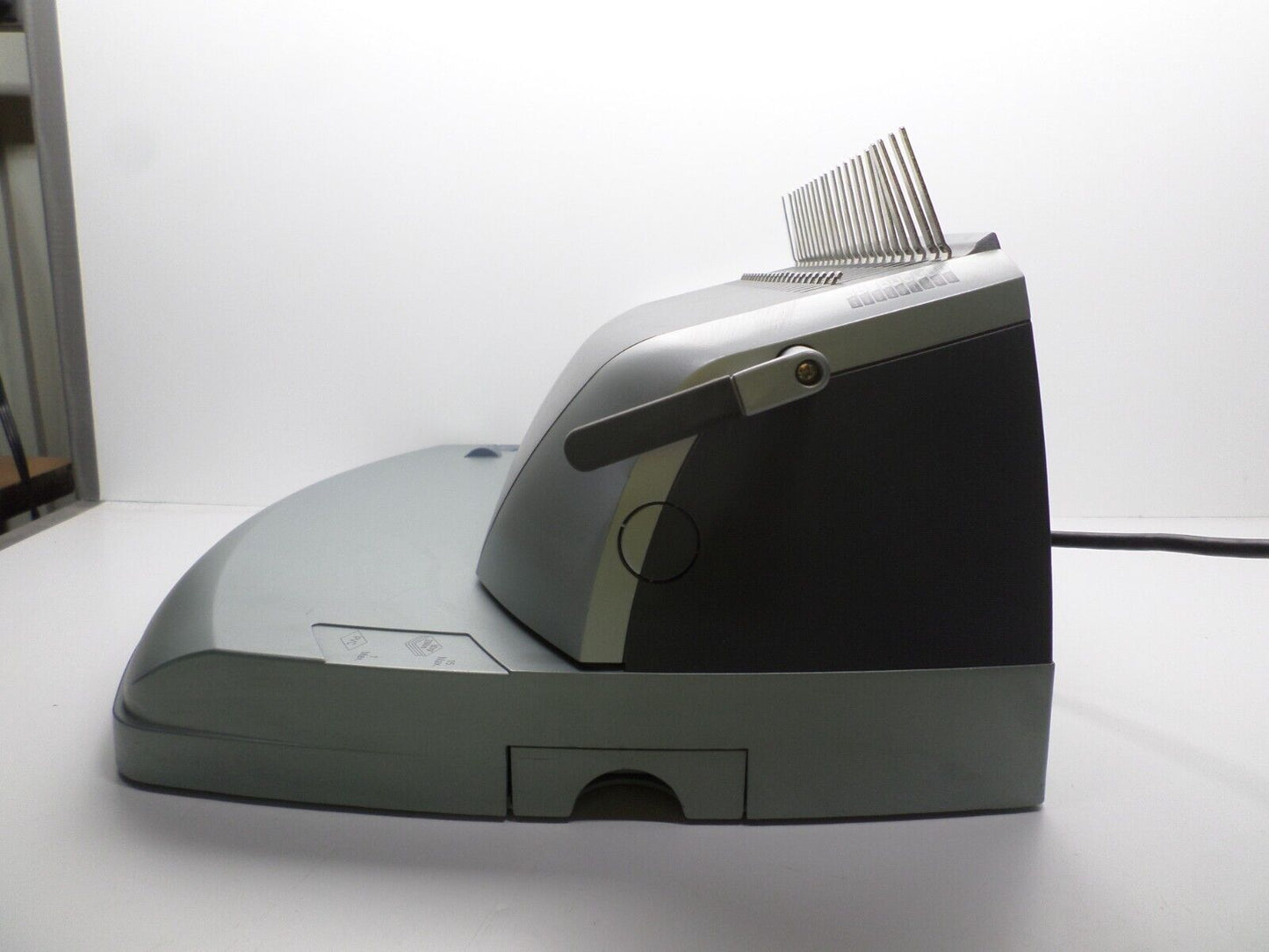 GBC CombBind C110E Electric Binding Machine