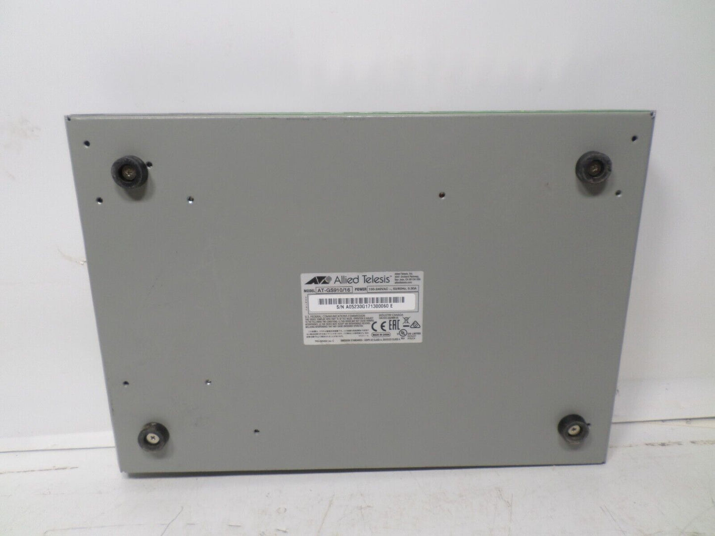 Allied Telesis AT-GS910/16 Gigabit Unmanaged Network Switch with Power Cord