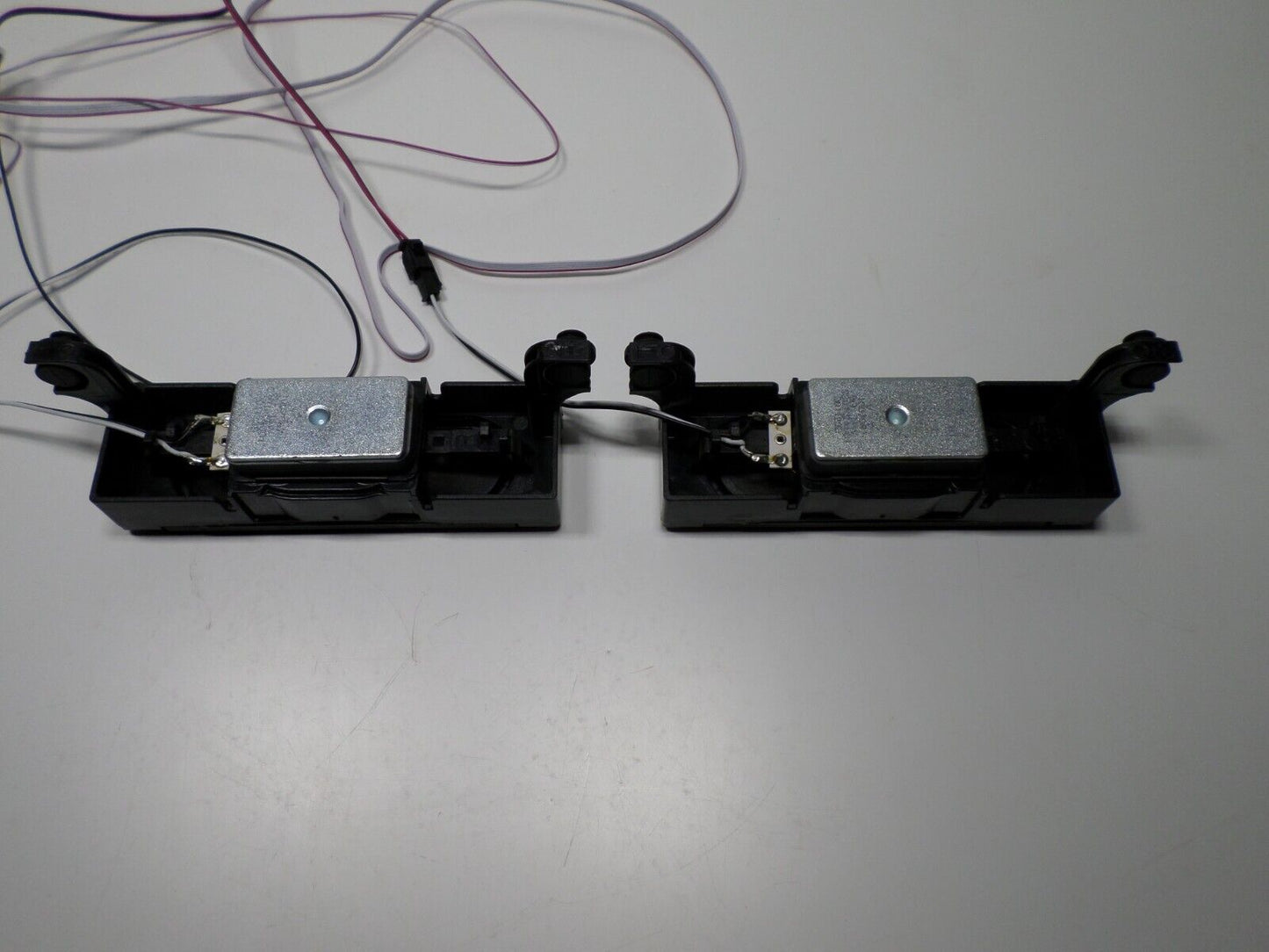 ViewSonic CDE7520 75 Inch 4K Ultra HD Wireless Presentation Display Speakers