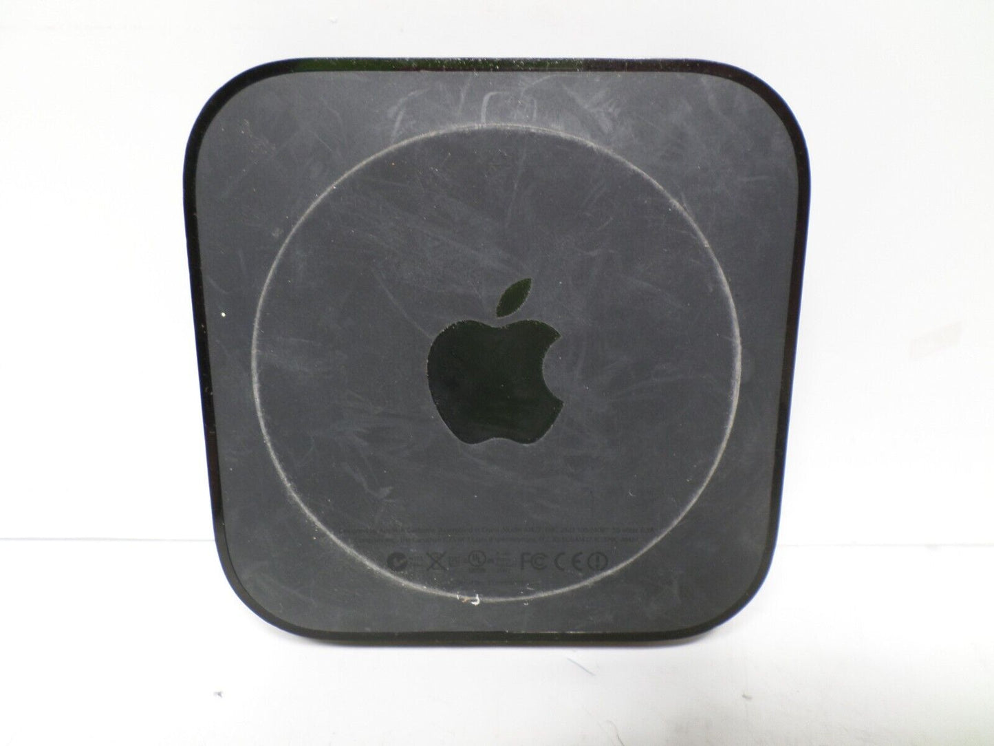 Apple TV 3rd Gen HD Media Streamer Streaming Box w/Power Cord and Remote