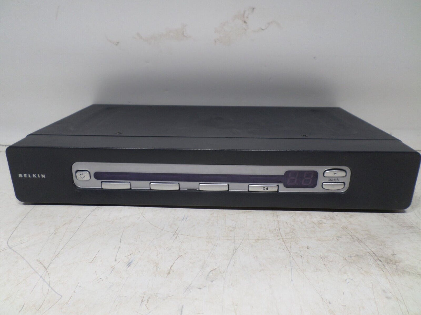 BELKIN OmniView PRO2 4 PORT KVM SWITCH F1DA104T