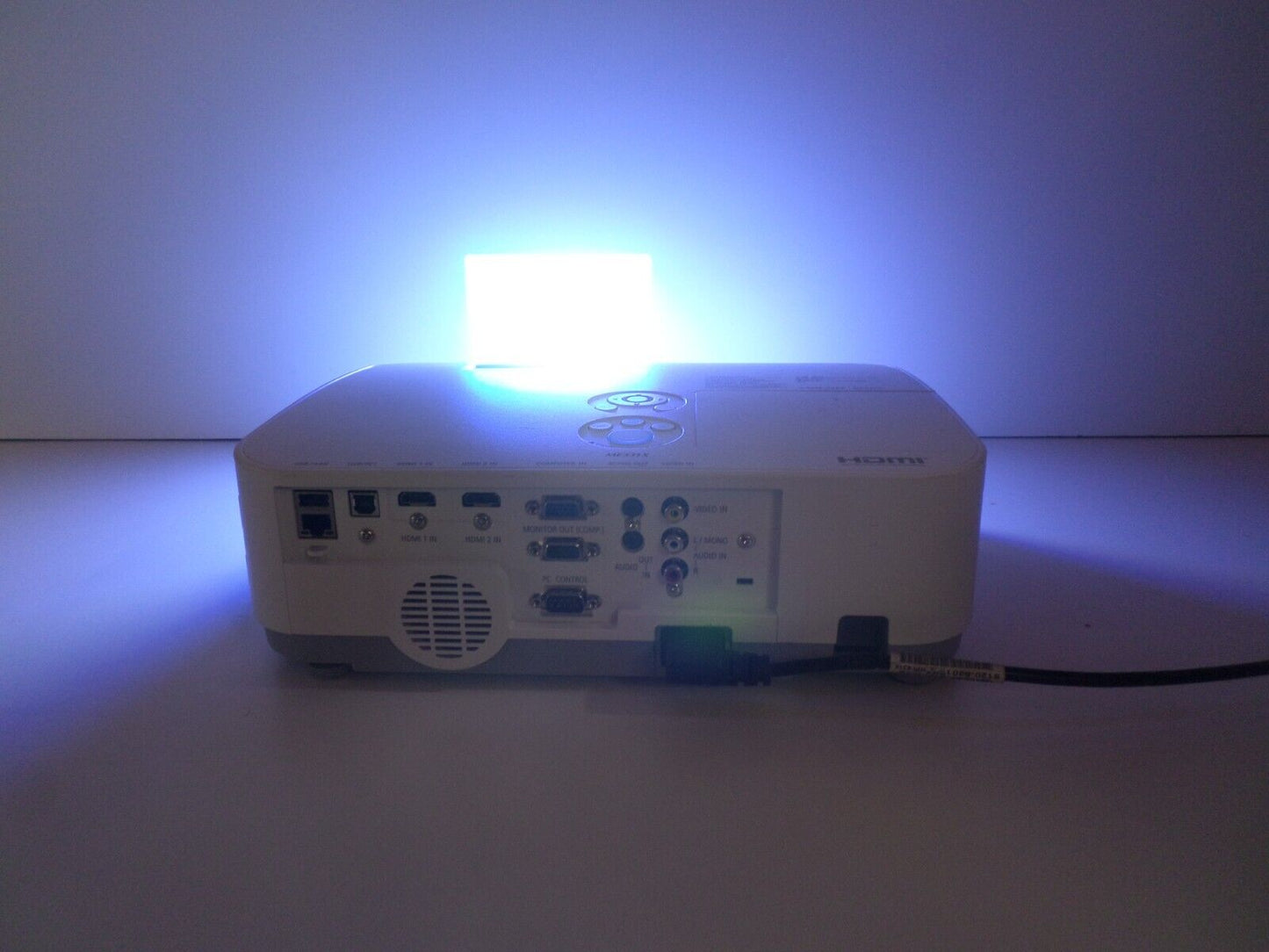 NEC ME331X 3300 Lumens 3LCD with HDMI 49 Lamp Hours
