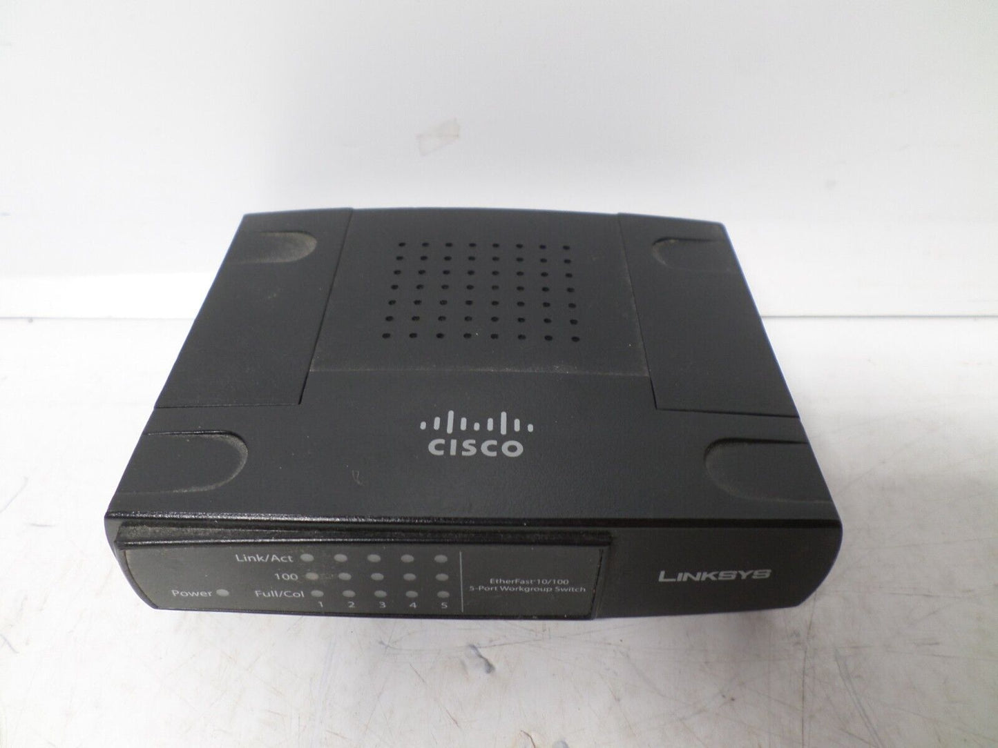 Linksys Cisco 5 Port 10/100 Workgroup Switch EZXS55W 4.2