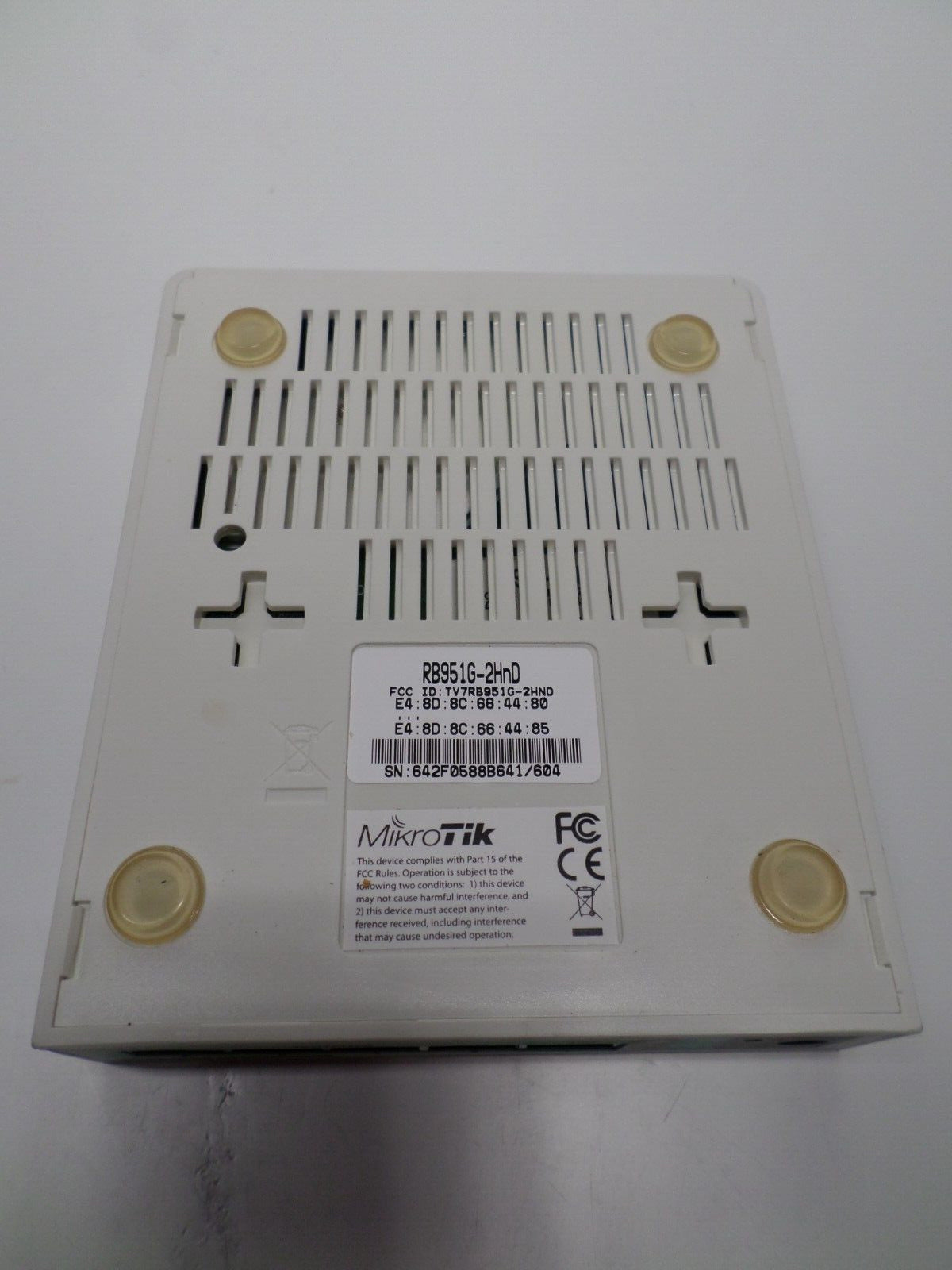 Mikrotik RouterBoard RB951G-2HnD Wireless AP Router 5-Port GbitLAN w/ Adapter