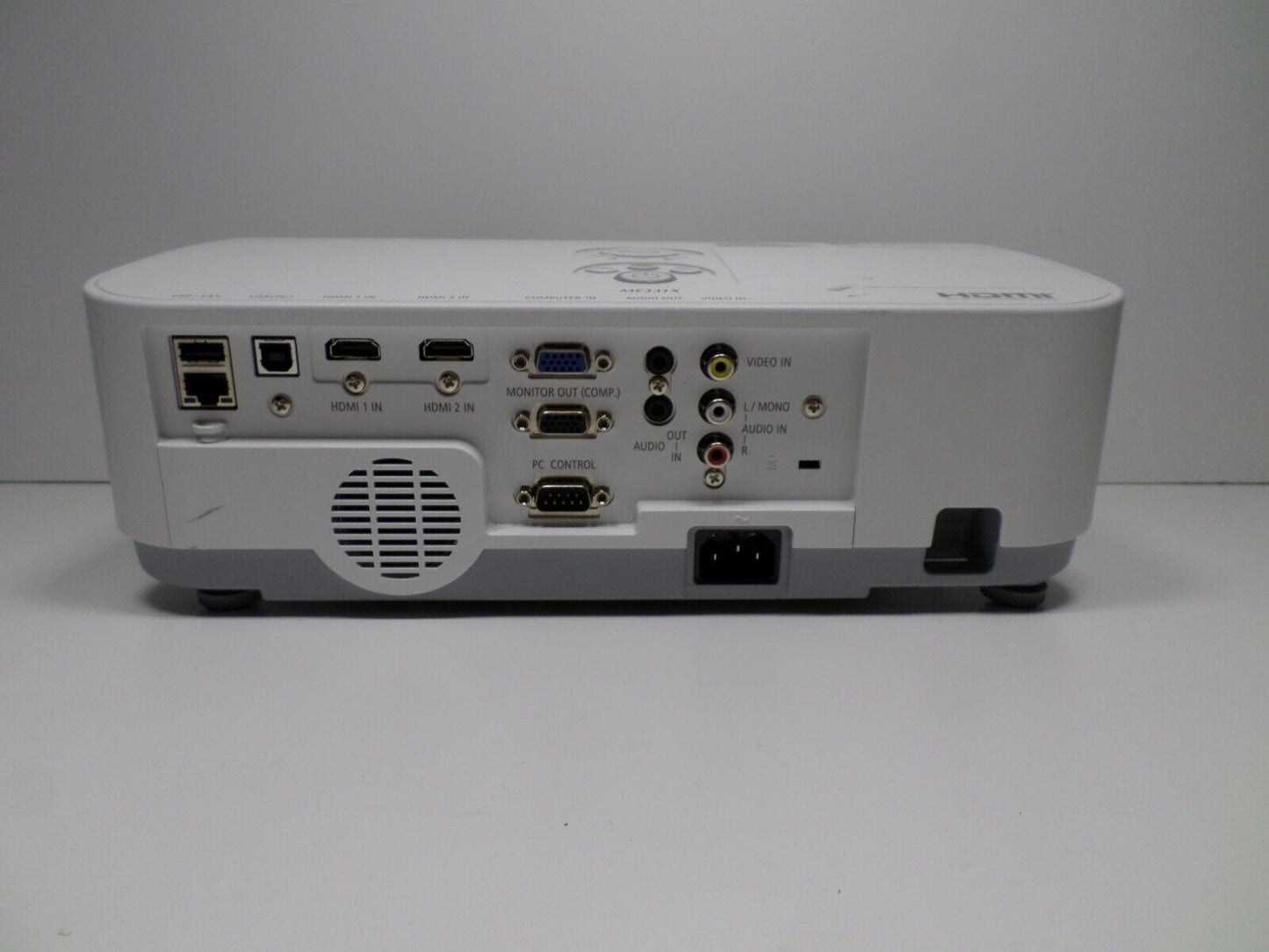 NEC ME331X 3300 Lumens 3LCD with HDMI (ZERO) Lamp Hours!!!!