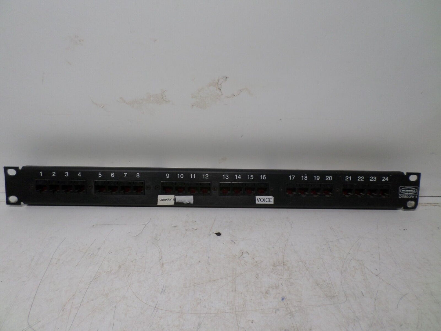 Hubbell Cat 5 Rackmount 24 Port 110 Patch Panel MCC5803110A19