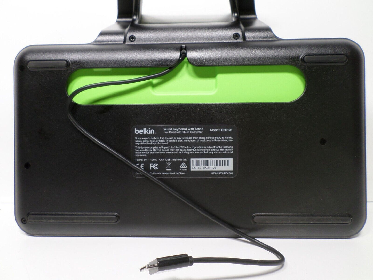 Belkin Wired Keyboard With Stand For iPad w/ 30 PIN Connector ~B2B131