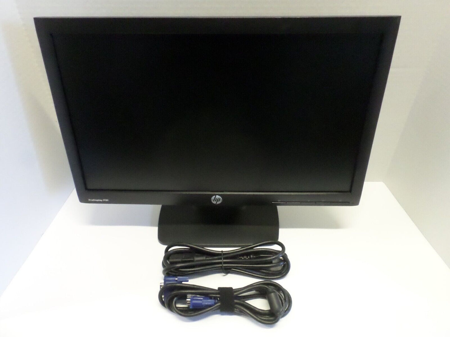 HP ProDisplay P191 18.5" Widescreen 1366x768 LED LCD Monitor