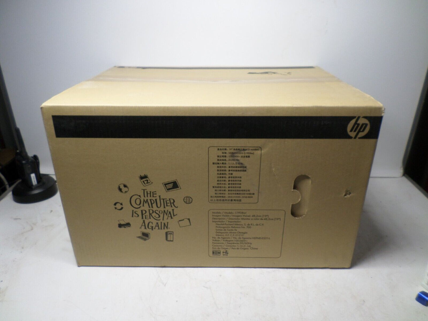 HP Hewlett Packard 19 Inch Color Monitor(L1908WI)HP HSTND-2351-L
