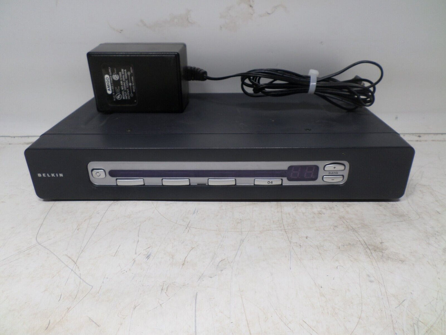 BELKIN OmniView PRO2 4 PORT KVM SWITCH F1DA104T