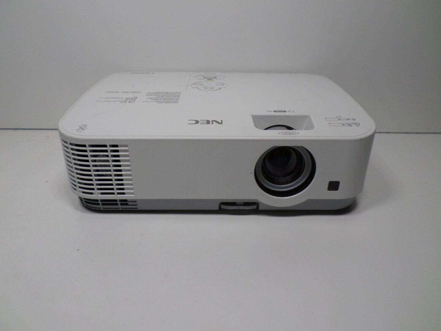 NEC ME331X 3300 Lumens 3LCD with HDMI 49 Lamp Hours