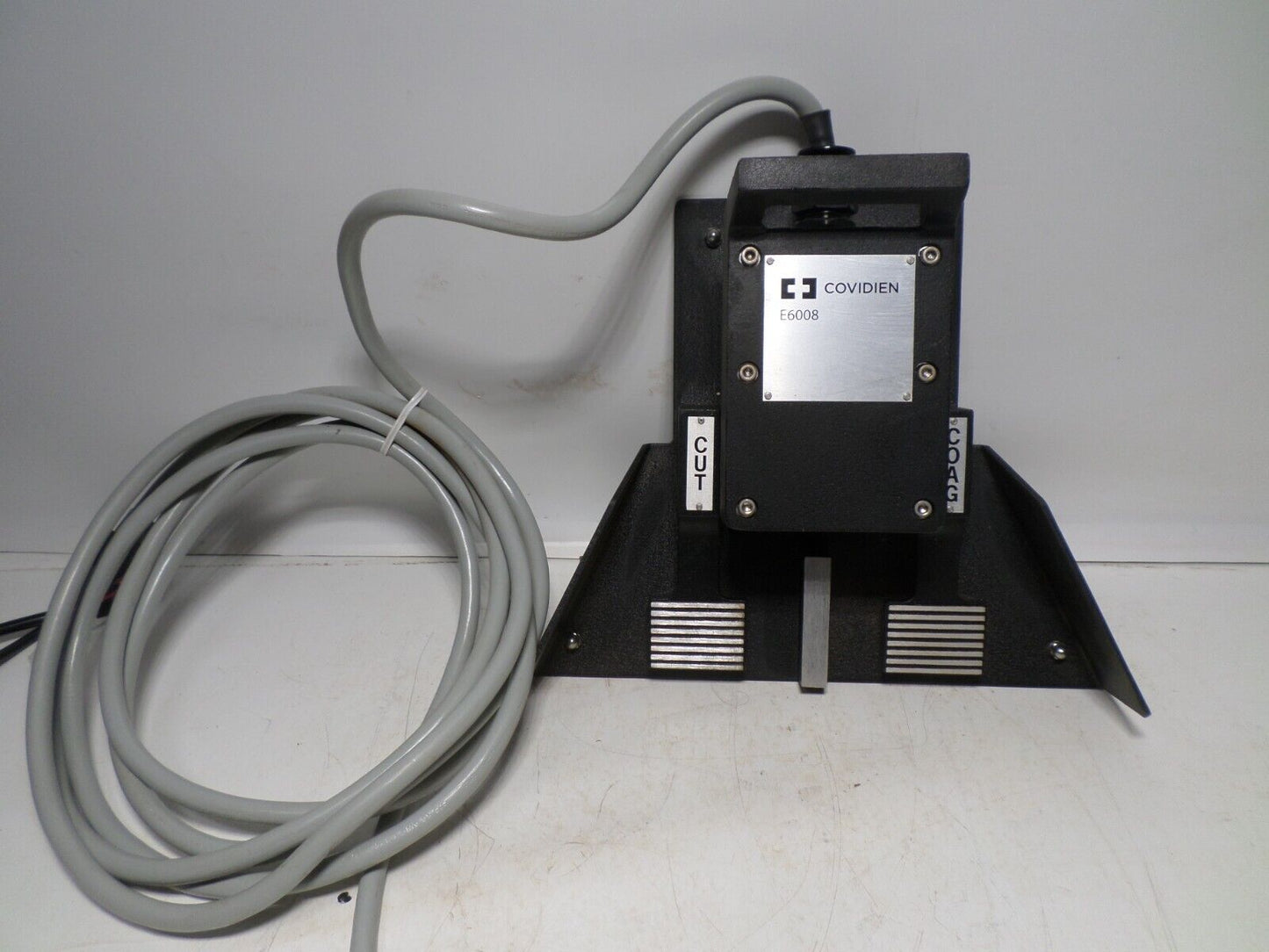 COVIDIEN Valleylab E6008 Foot Pedal with Cable