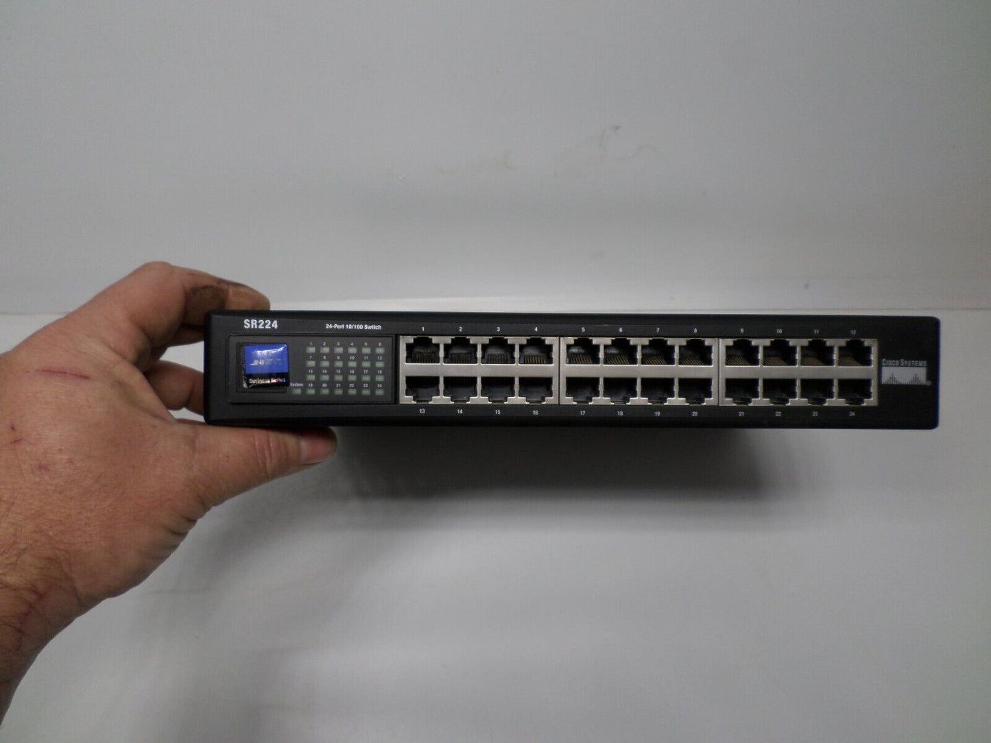 CISCO LINKSYS SR224G 24-PORT 10/100 2-PORT GIGABIT ETERNET SWITCH