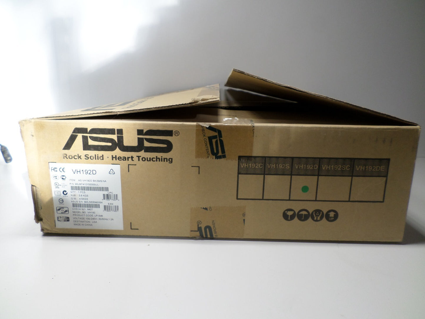 18.5in ASUS VH192D Widescreen LED Backlit Monitor