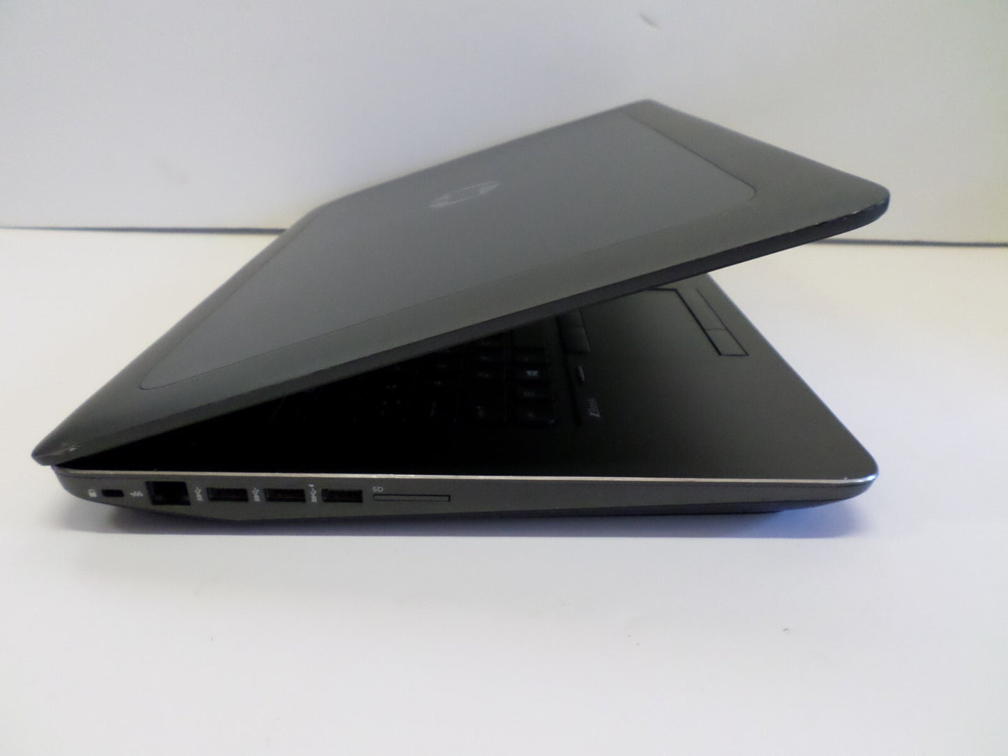 HP ZBook 15 G3 i7-6820HQ 2.7GHz 16GB 256G SSD Win10 Backlit Gaming Laptop