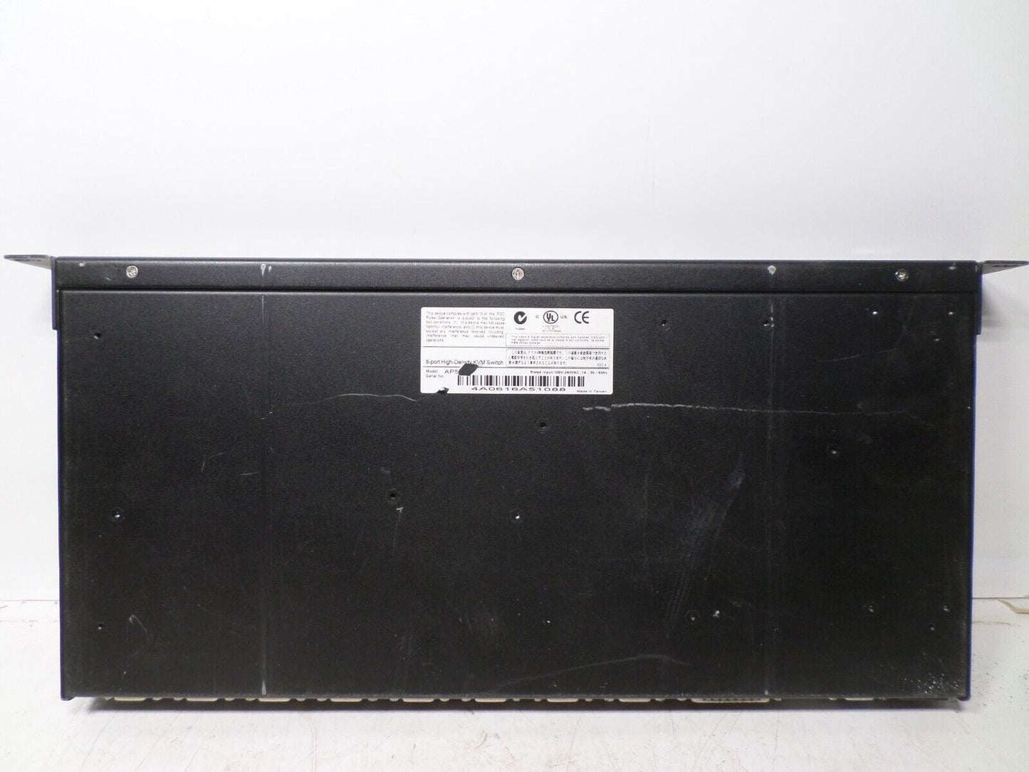 APC AP5201 8-Port High-Density KVM Switch Multi Platform W/EARS