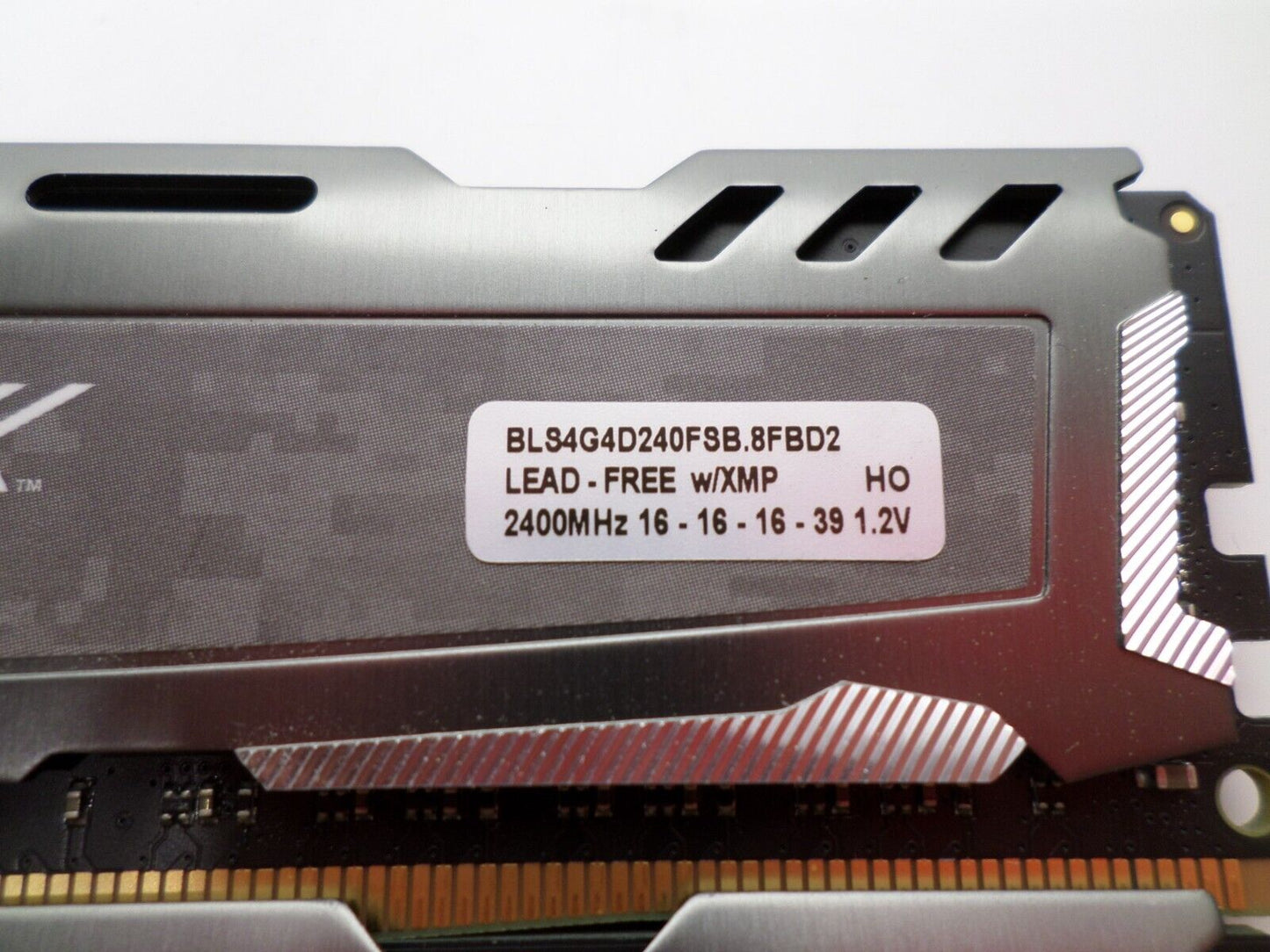 BALLISTIX BLS4G4D240FSB.8FBD2 LeadFree w/XMP 2400MHz 1.2V