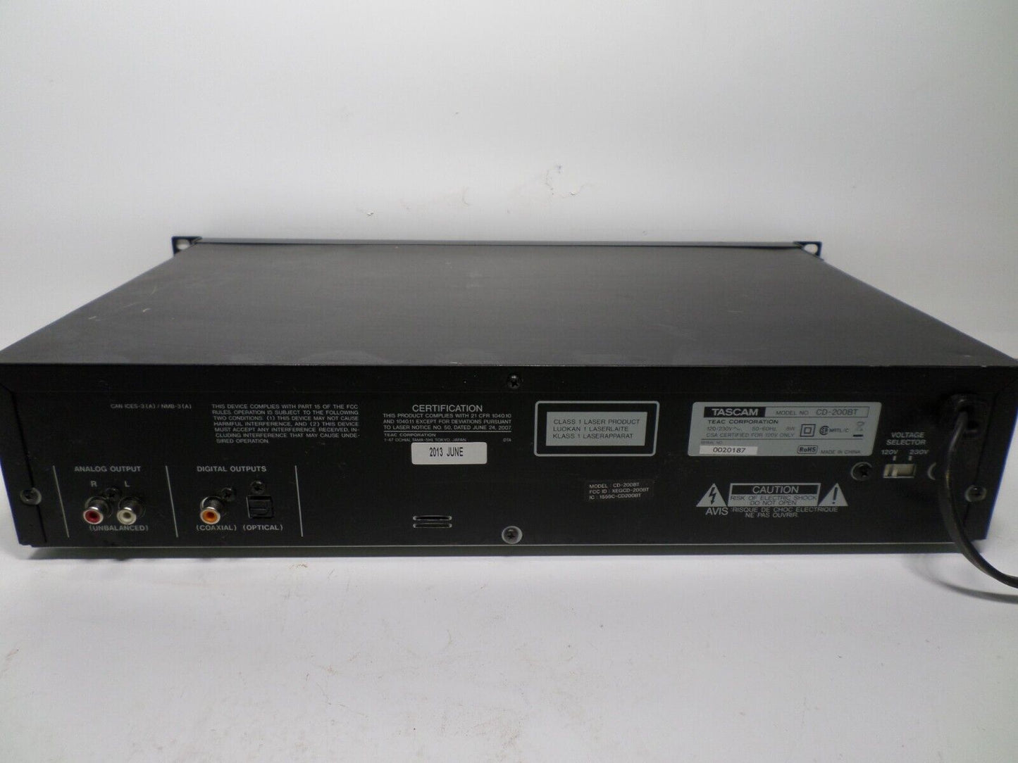 TASCAM Bluetooth CD Player - CD-200BT